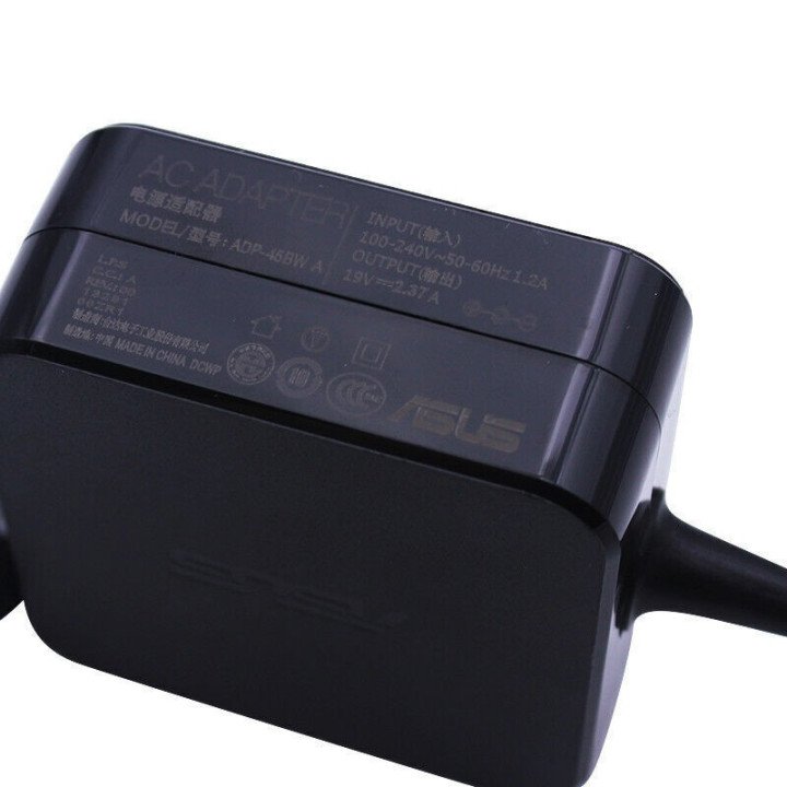 Asus oplader 45W AC adapter 4.0x1.35mm 19V 2.37A ADP-45BW A